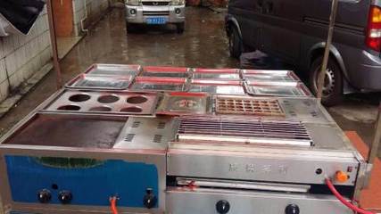 深圳布吉9成新三輪電動小吃車轉讓，附贈獨家小吃技術